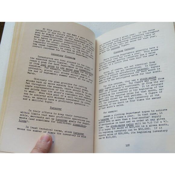 Profitable Merchandising of Men's Clothing 1967 Vintage Hardcover Book - Picture 8 of 12